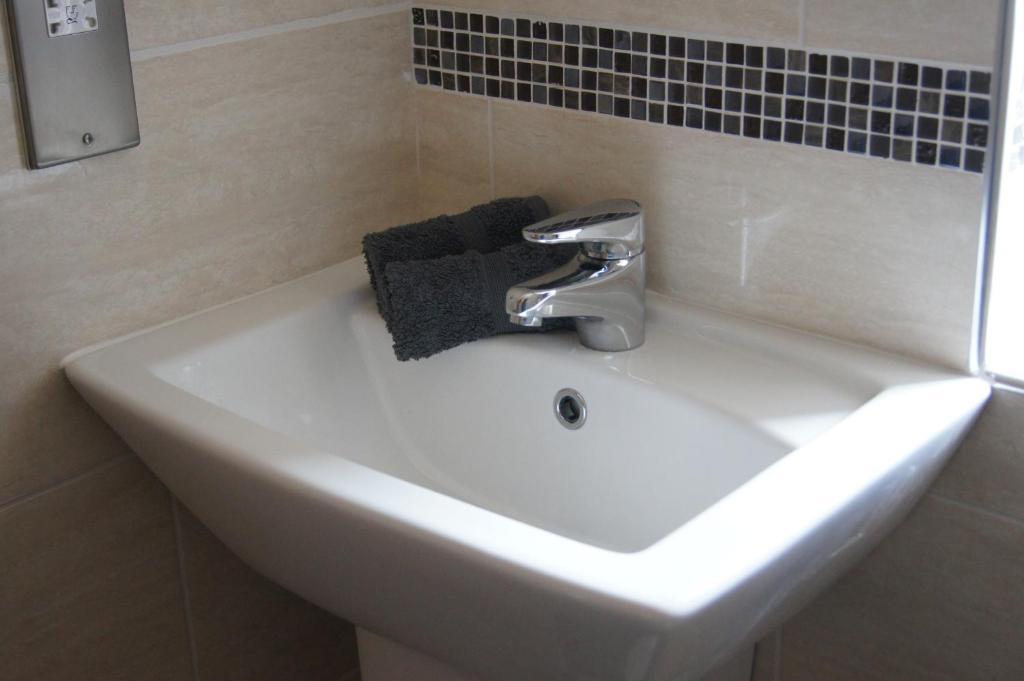 Stratford House Guest House Стая снимка